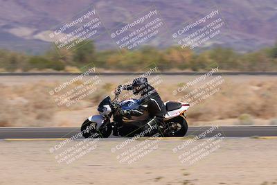 media/Oct-09-2022-SoCal Trackdays (Sun) [[95640aeeb6]]/Turn 15 Inside Distant Pans (1145am)/